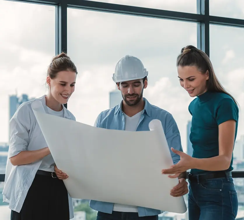 ha-duas-pessoas-sentadas-num-sofa-numa-sala-de-estar 1 (1)